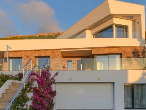 Nieruchomości w Hiszpanii - Villa Orion