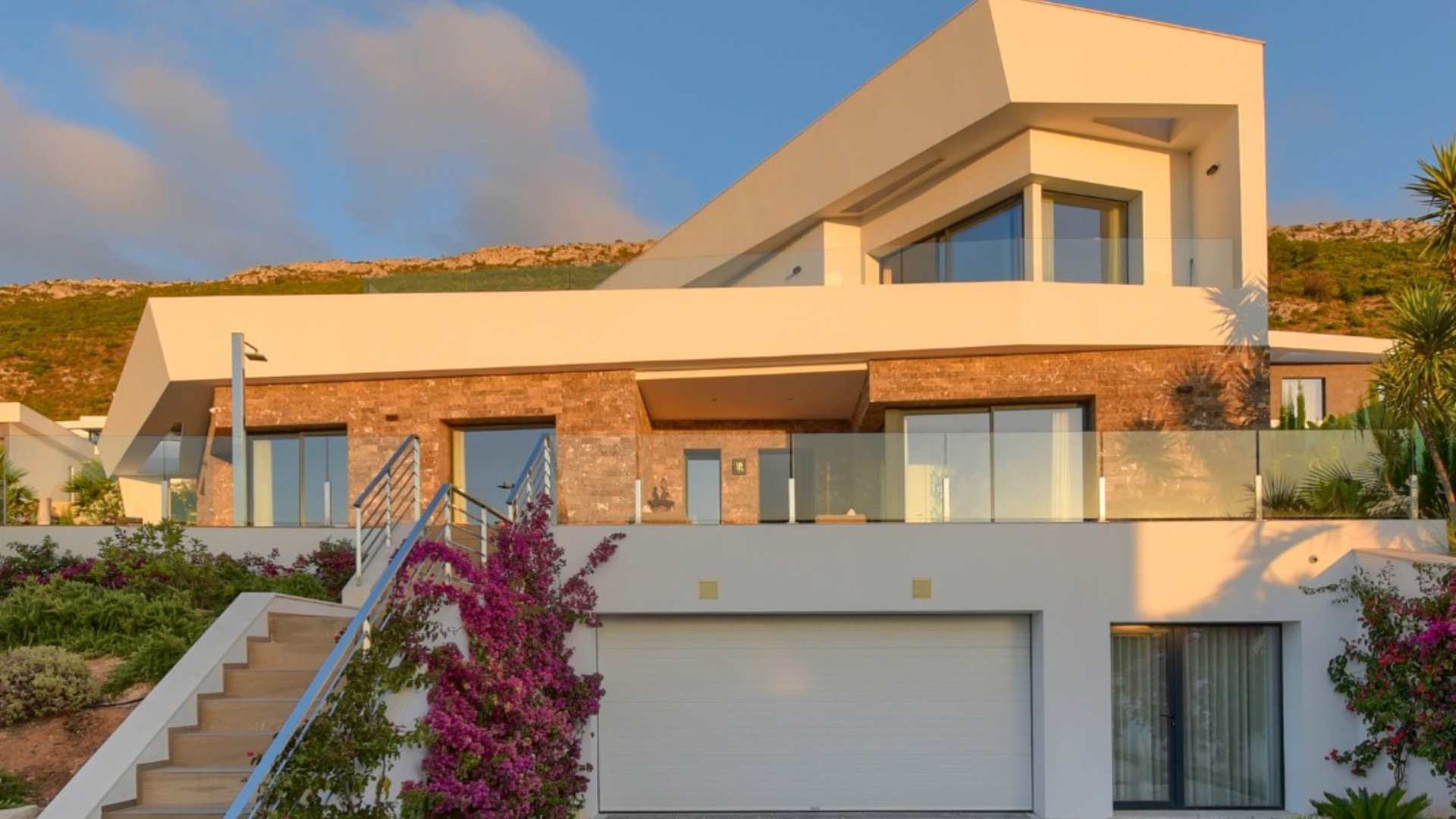 Nieruchomości w Hiszpanii - Villa Orion